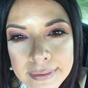 Meet your Posher, Valerie